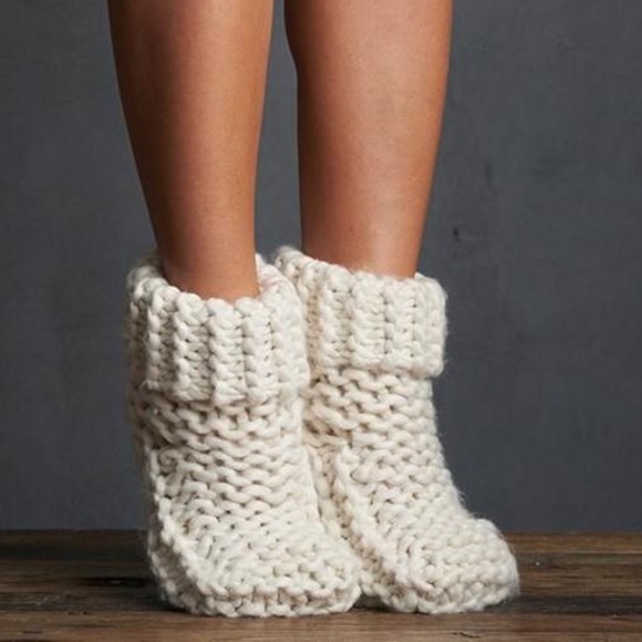 Lemon Chunky Knit Bootie Slipper - Picture 1 of 6
